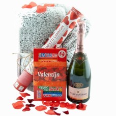 Complete romantic gift Zest